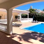Magellan House * Βιλαμούρα