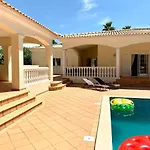 Magellan House * Βιλαμούρα