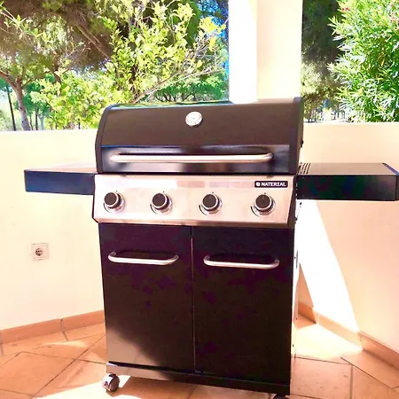 Villa Magellan House *