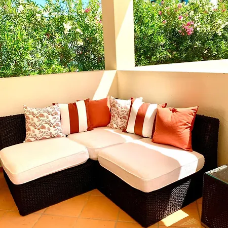 Magellan House Villa