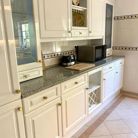 Villa Magellan House *