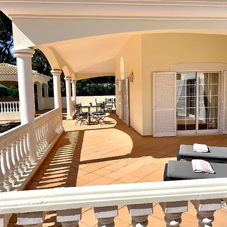 Villa Magellan House