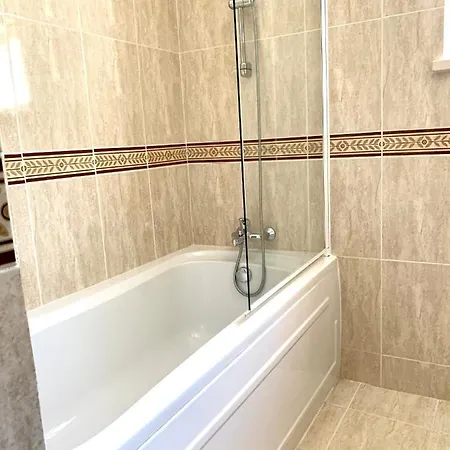 Magellan House Villa