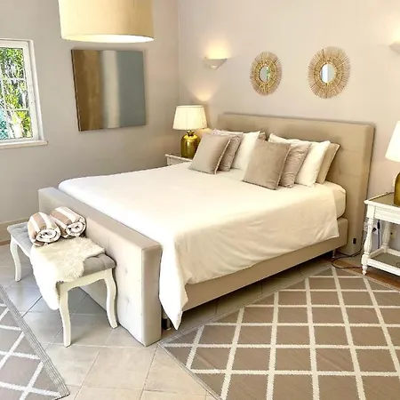 Magellan House Villa